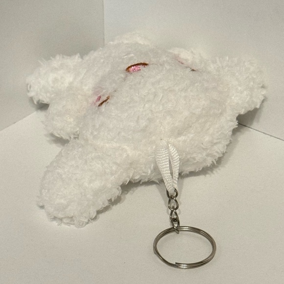 Fuzzy Cinnamoroll Plush Keychain - Picture 5 of 6